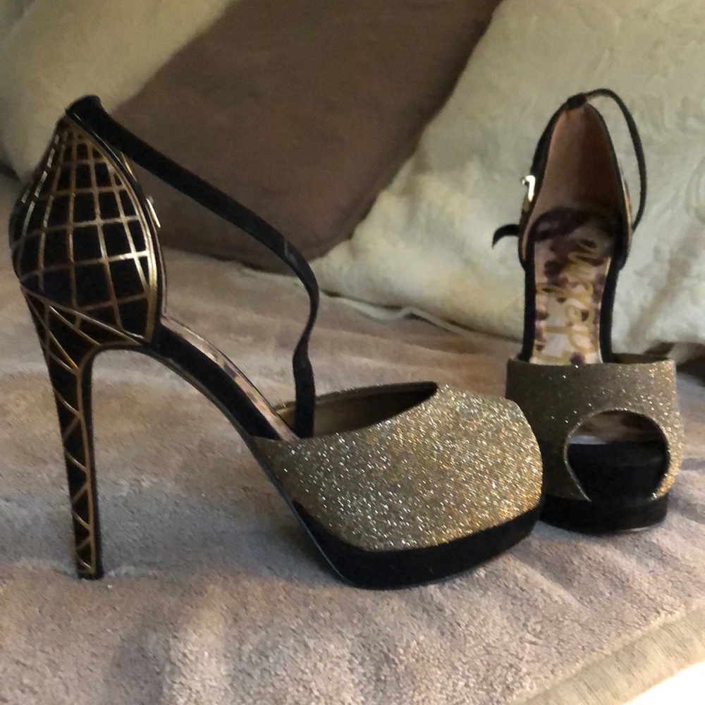 Sam Edelman Empire structural heels